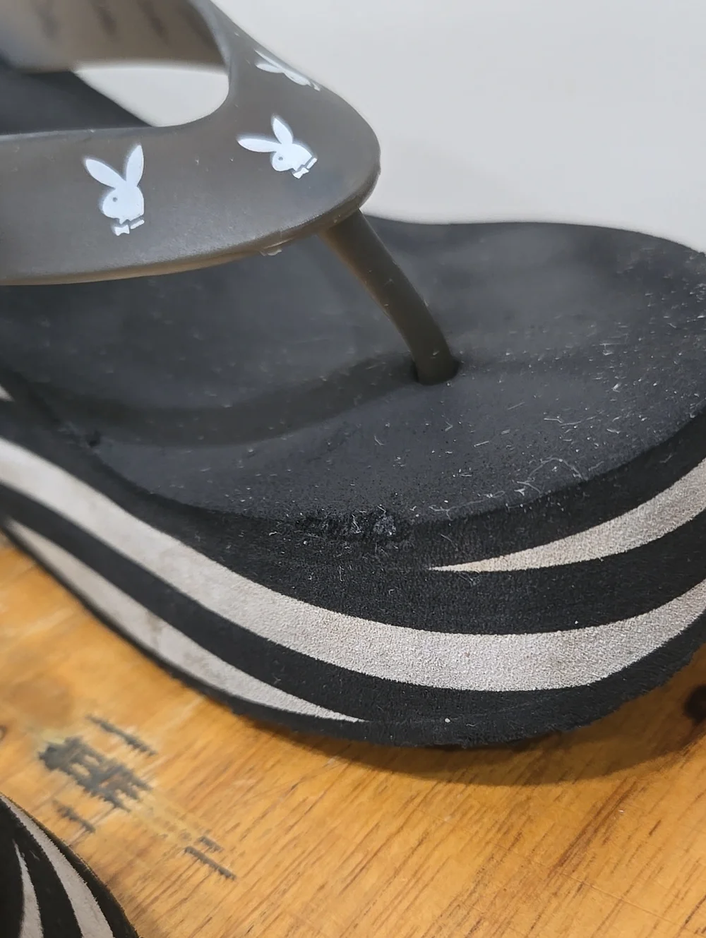 Vintage Y2K Playboy Platform Sandals Size 8